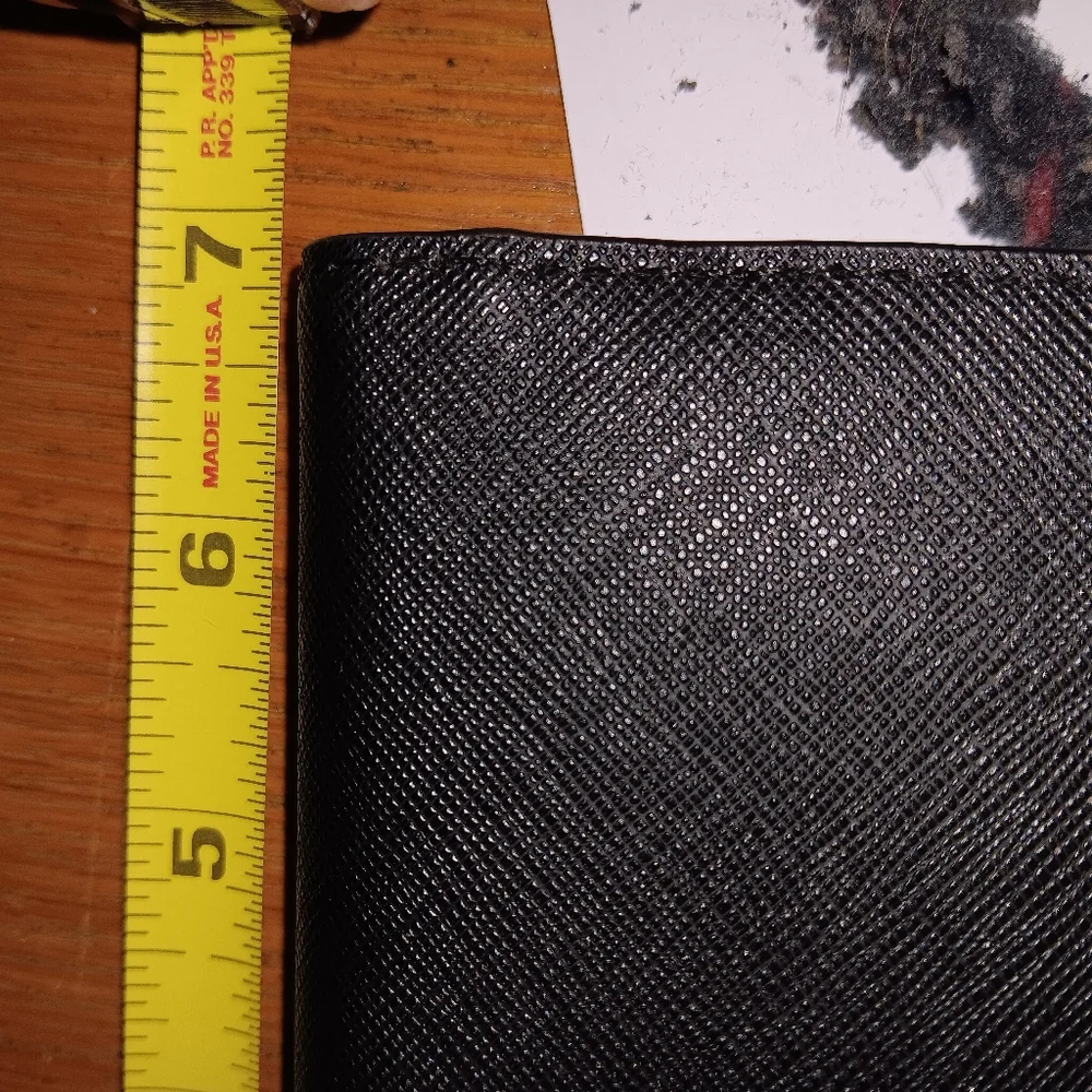 nwot Kate spade billfold, wallet - Picture 8 of 8